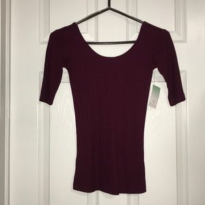 Maroon Ribbed Short Sleeve Shirt